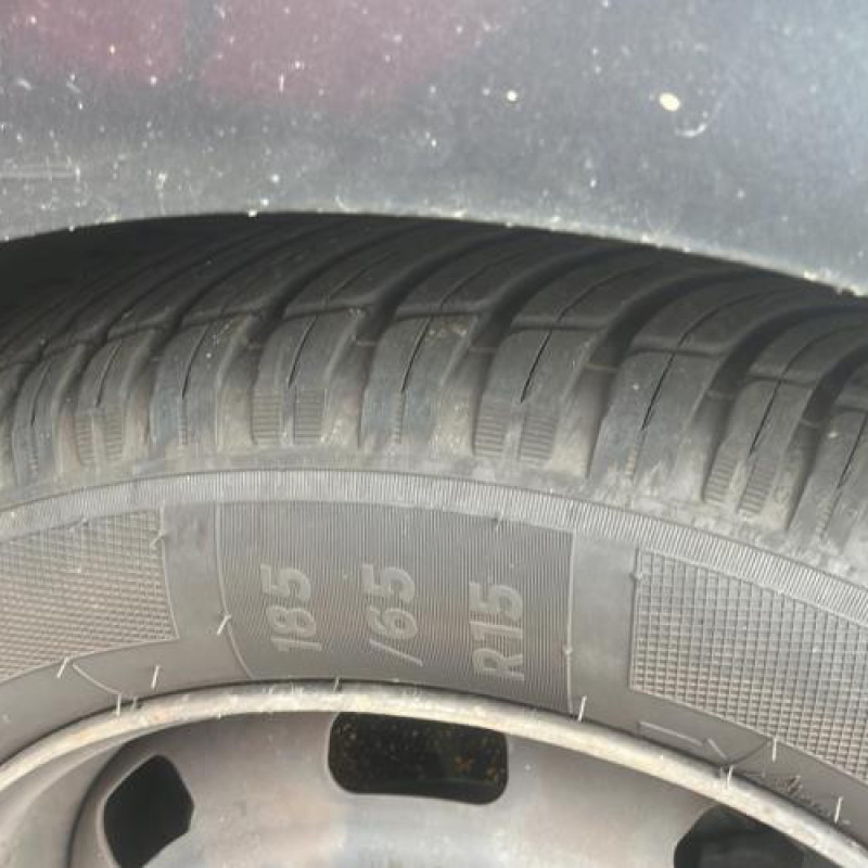 Pare boue arriere gauche PEUGEOT 208 1 Photo n°7