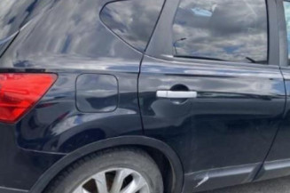 Pare boue arriere gauche NISSAN QASHQAI 1