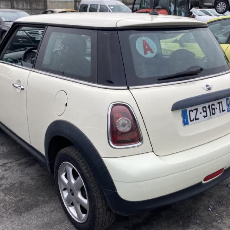Pare boue arriere gauche MINI MINI 2 R56 Photo n°8