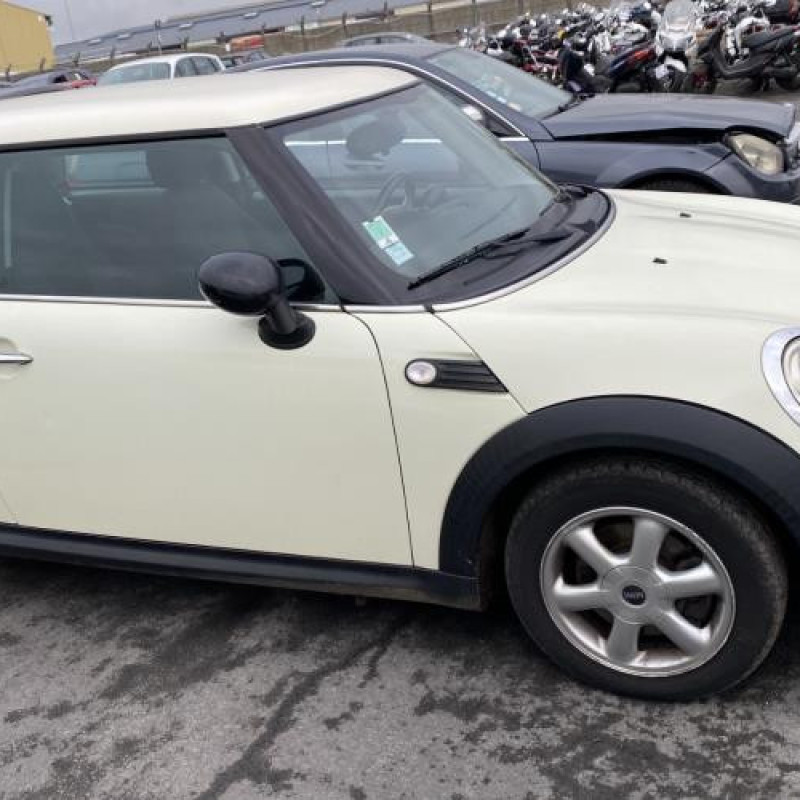 Pare boue arriere gauche MINI MINI 2 R56 Photo n°11