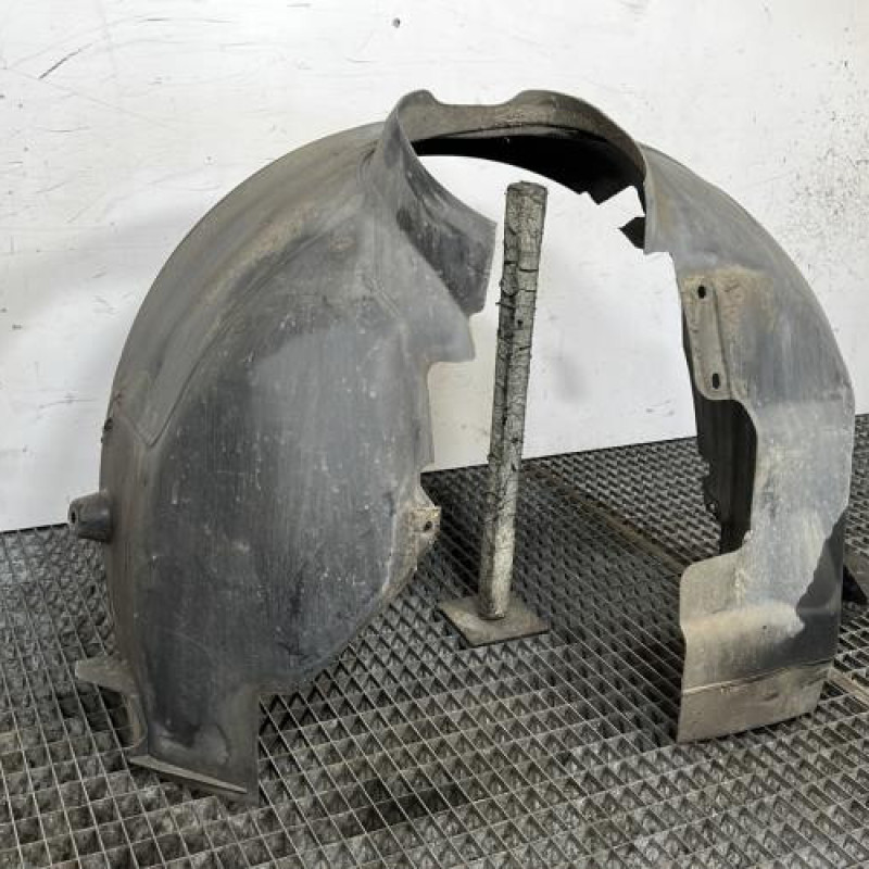 Pare boue avant gauche FORD FOCUS 3 Photo n°3