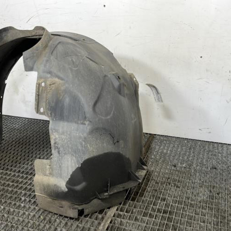 Pare boue avant gauche FORD FOCUS 3 Photo n°4