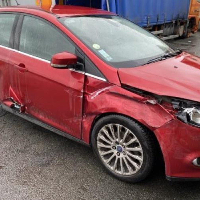 Pare boue avant gauche FORD FOCUS 3 Photo n°6