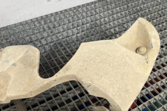 Pare boue arriere gauche NISSAN QASHQAI 1