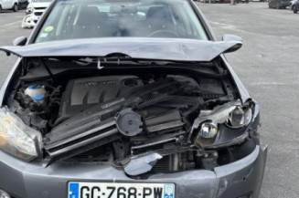 Pare boue arriere gauche VOLKSWAGEN GOLF 6