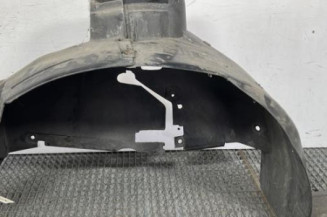 Pare boue avant gauche MERCEDES CLASSE A 168 Photo n°1