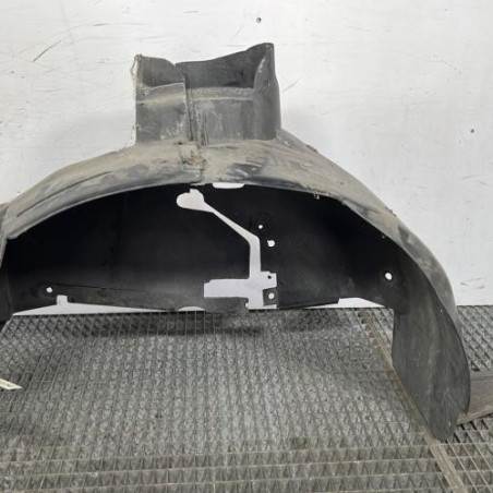 Pare boue avant gauche MERCEDES CLASSE A 168 Photo n°1