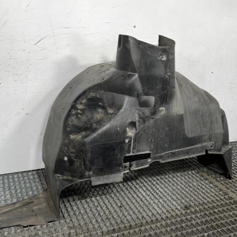 Pare boue avant gauche MERCEDES CLASSE A 168 Photo n°3