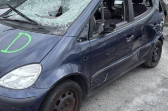 Pare boue avant gauche MERCEDES CLASSE A 168