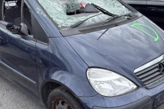 Pare boue avant gauche MERCEDES CLASSE A 168