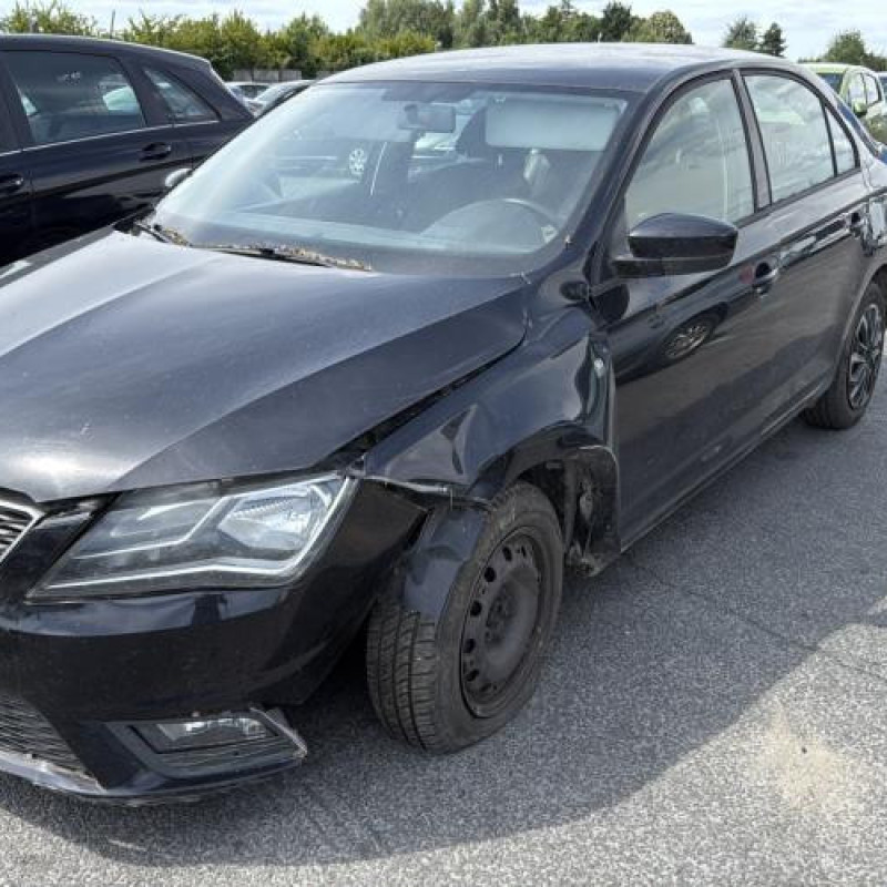 Pare boue arriere gauche SEAT TOLEDO 4 Photo n°5