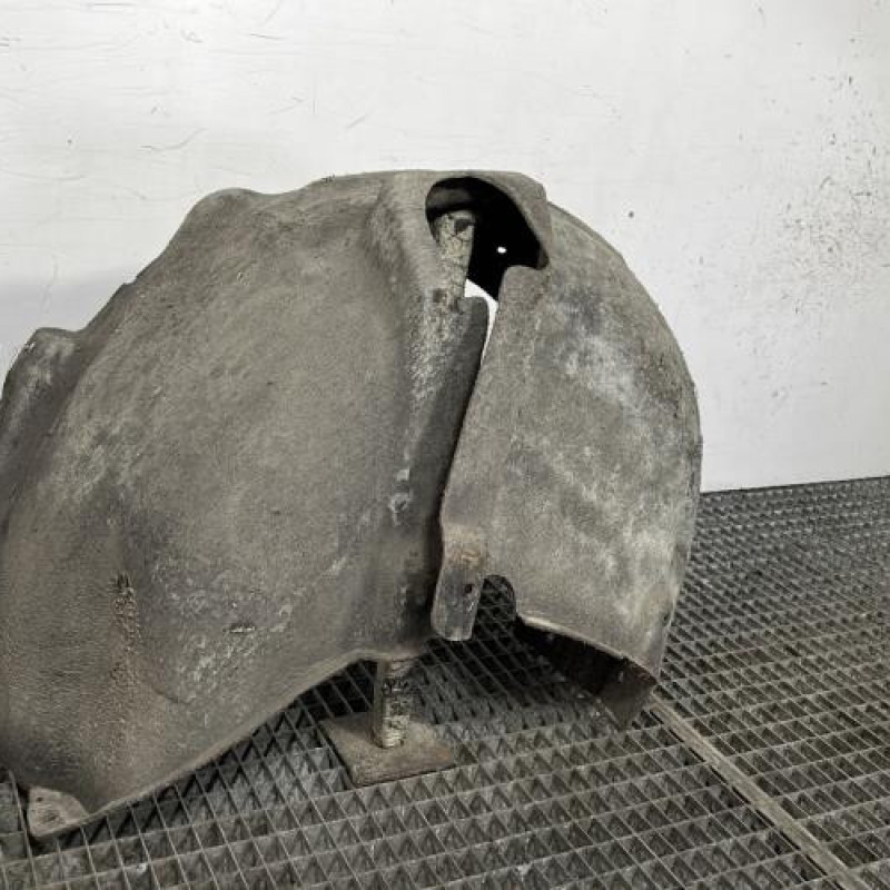 Pare boue arriere gauche AUDI A1 1 Photo n°4