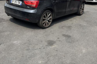 Pare boue arriere gauche AUDI A1 1
