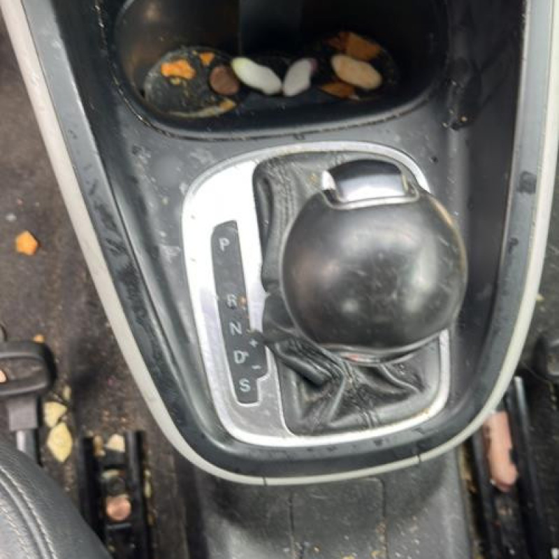 Pare boue arriere gauche AUDI A1 1 Photo n°11