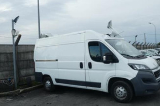 Pare boue avant droit PEUGEOT BOXER 3