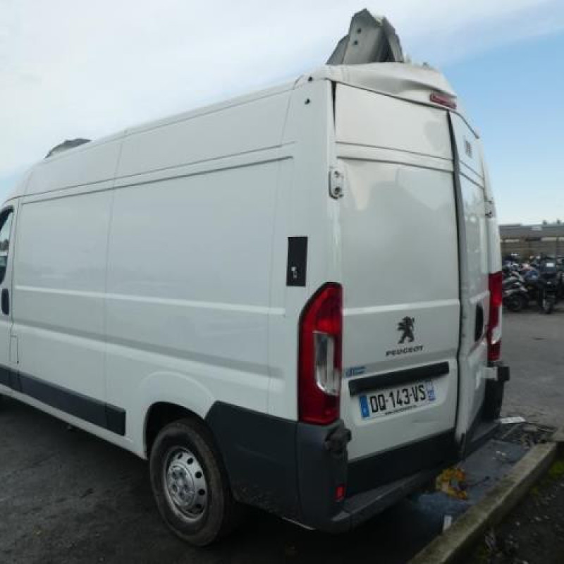 Pare boue avant droit PEUGEOT BOXER 3 Photo n°15