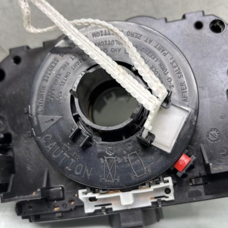 Com (Bloc Contacteur Tournant+Commodo Essuie Glace+Commodo Phare) PEUGEOT 307 Photo n°4