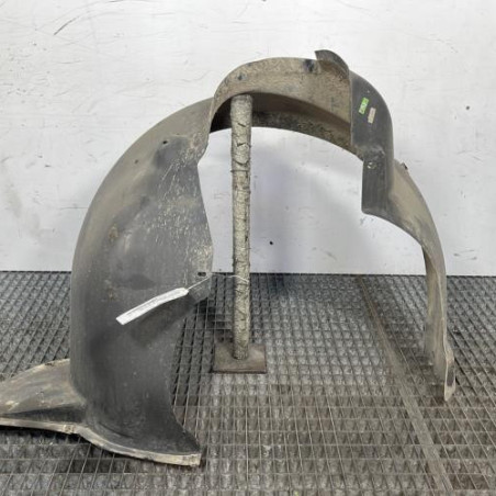 Pare boue avant droit VOLKSWAGEN POLO 4 Photo n°1