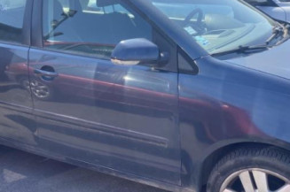 Pare boue avant droit VOLKSWAGEN POLO 4