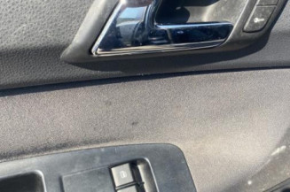 Pare boue avant droit VOLKSWAGEN POLO 4