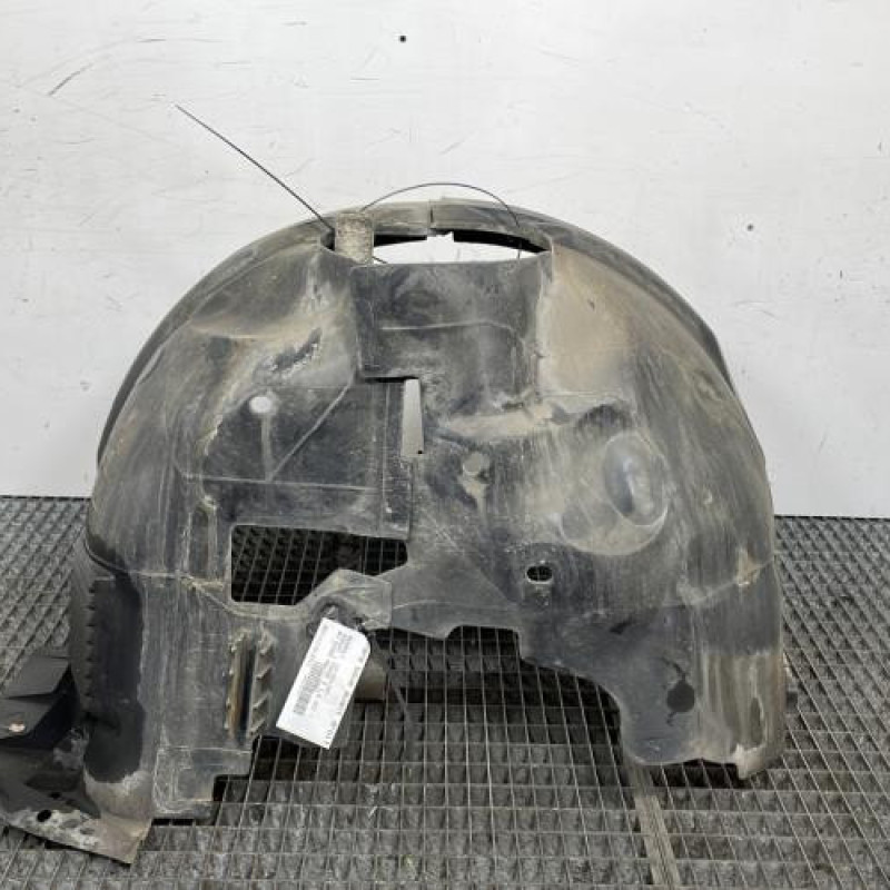 Pare boue avant droit RENAULT SCENIC 1 Photo n°1