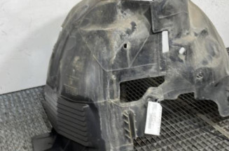 Pare boue avant droit RENAULT SCENIC 1