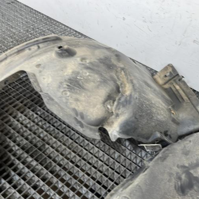 Pare boue avant droit BMW SERIE 3 E90 Photo n°3