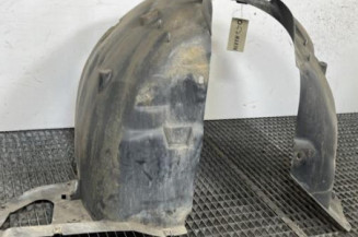 Pare boue avant droit PEUGEOT 2008 1