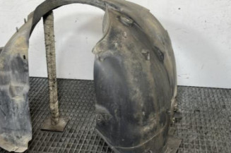 Pare boue avant droit PEUGEOT 2008 1