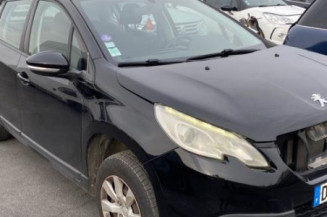 Pare boue avant droit PEUGEOT 2008 1