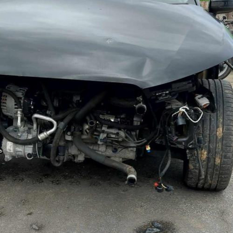 Pretensionneur de ceinture avant droit AUDI A1 1 Photo n°12