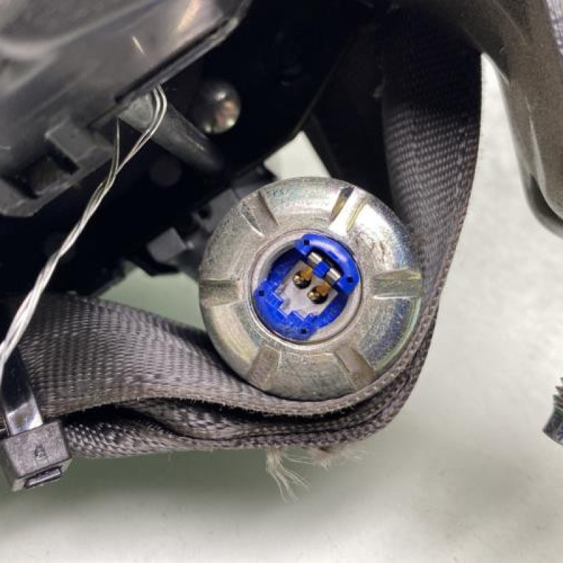 Pretensionneur de ceinture avant droit CHEVROLET AVEO 1 Photo n°2