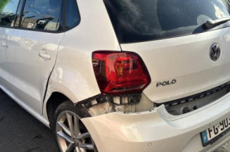 Pretensionneur de ceinture avant droit VOLKSWAGEN POLO 5