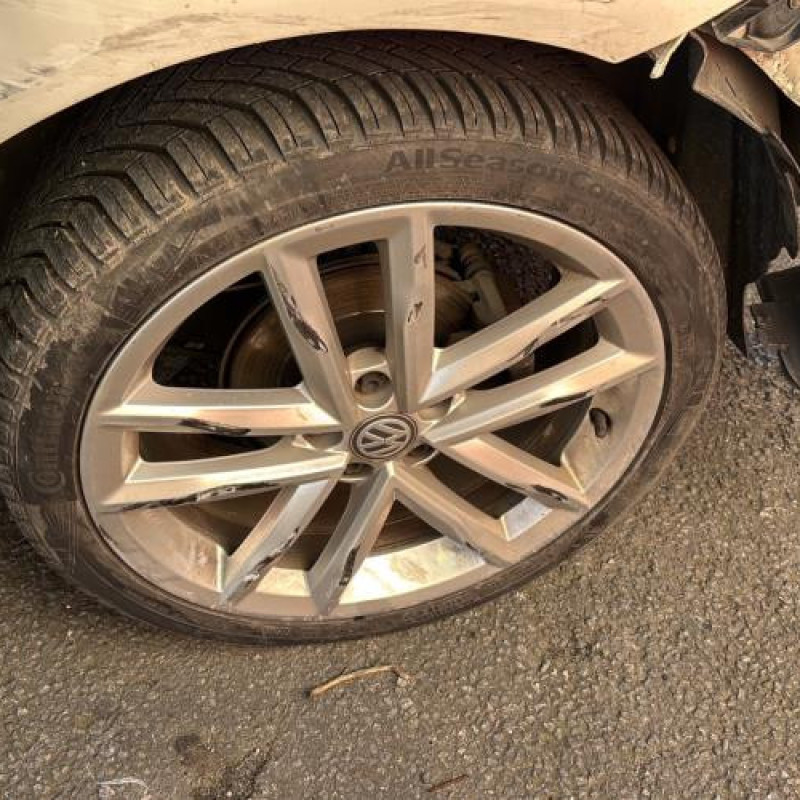 Pretensionneur de ceinture avant droit VOLKSWAGEN POLO 5 Photo n°19