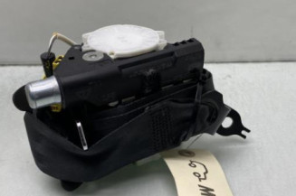 Pretensionneur de ceinture avant gauche VOLKSWAGEN POLO 5