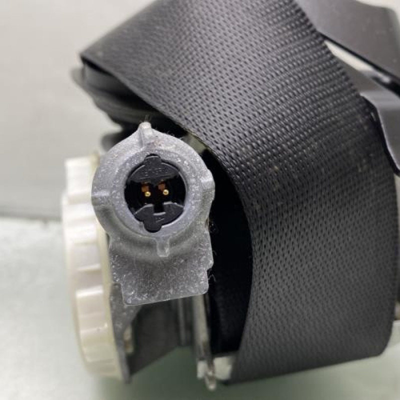 Pretensionneur de ceinture avant droit MERCEDES CLASSE C 204 Photo n°2