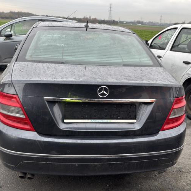 Pretensionneur de ceinture avant droit MERCEDES CLASSE C 204 Photo n°9