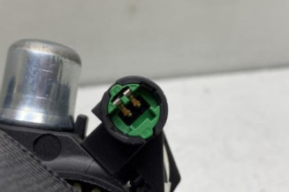 Pretensionneur de ceinture arriere droit BMW SERIE 2 F45 ACTIVE