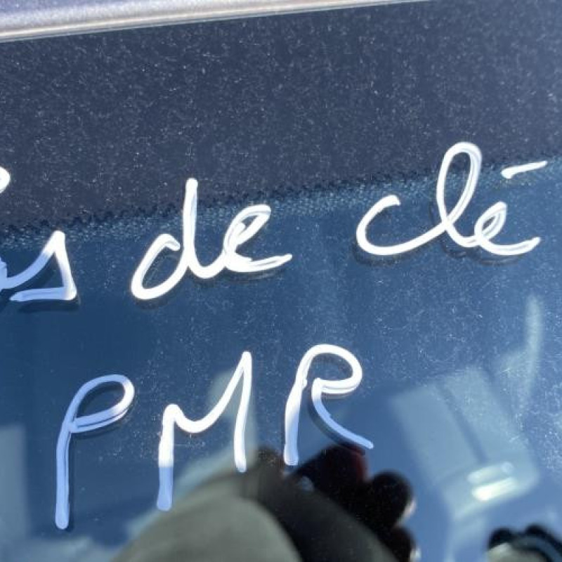 Pretensionneur de ceinture avant droit MERCEDES CLASSE B 247 Photo n°19