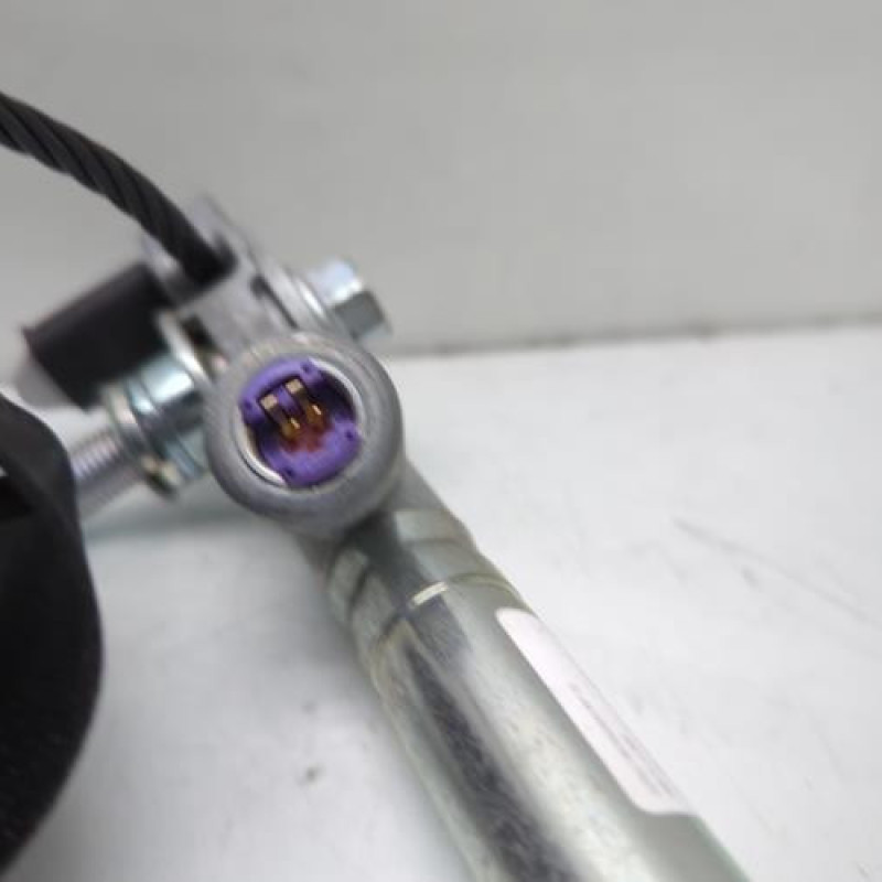 Pretensionneur de ceinture avant droit MITSUBISHI SPACE STAR 3 Photo n°2