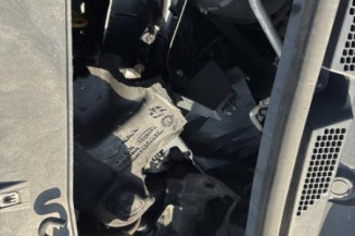 Pretensionneur de ceinture avant droit RENAULT MASTER 3