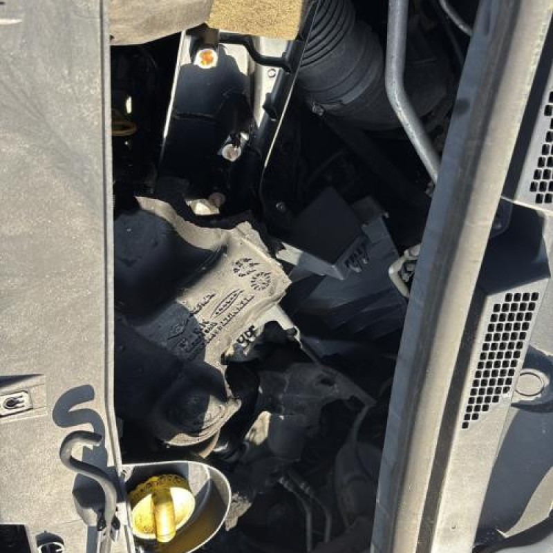 Pretensionneur de ceinture avant droit RENAULT MASTER 3 Photo n°13