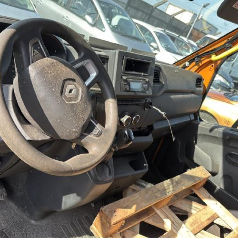 Pretensionneur de ceinture avant droit RENAULT MASTER 3 Photo n°19