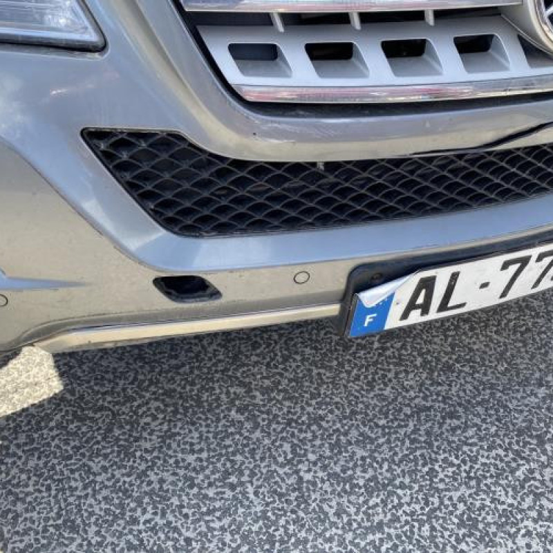 Pretensionneur de ceinture avant droit MERCEDES CLASSE M 164 Photo n°13