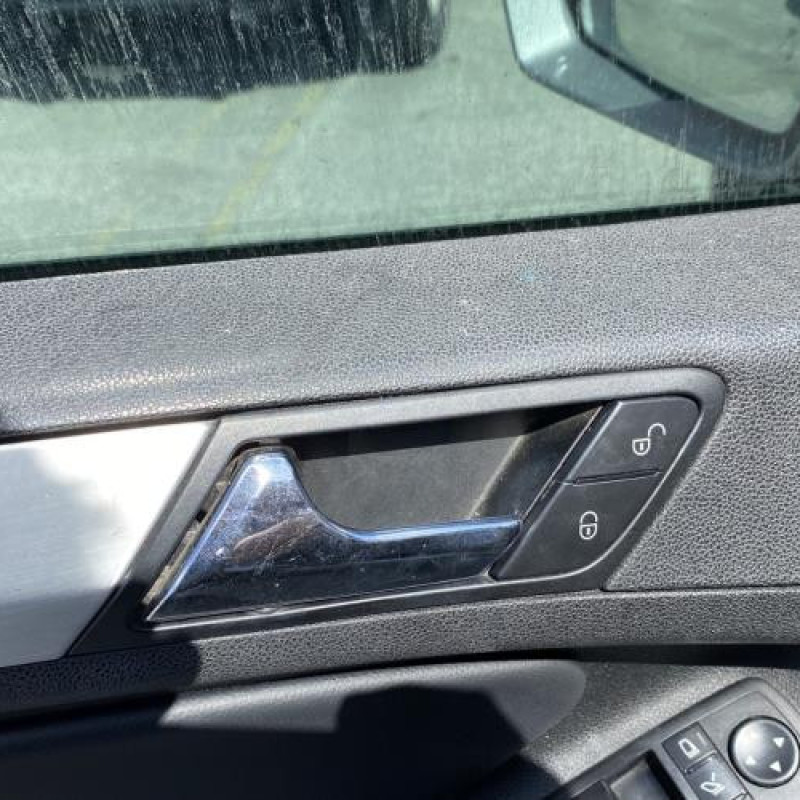 Pretensionneur de ceinture avant droit MERCEDES CLASSE M 164 Photo n°16