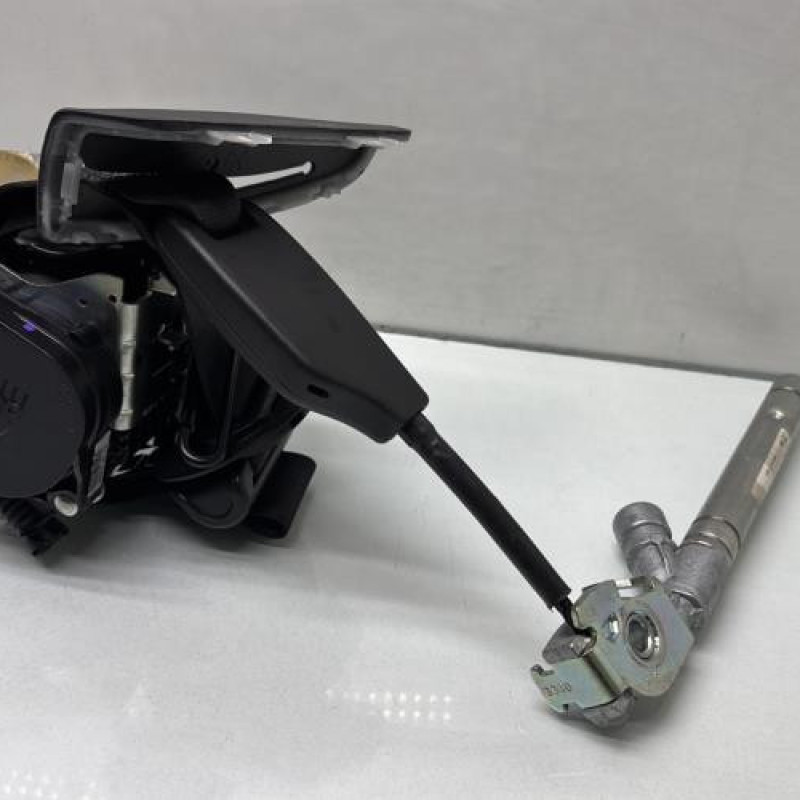 Pretensionneur de ceinture avant droit RENAULT MEGANE 4 Photo n°1