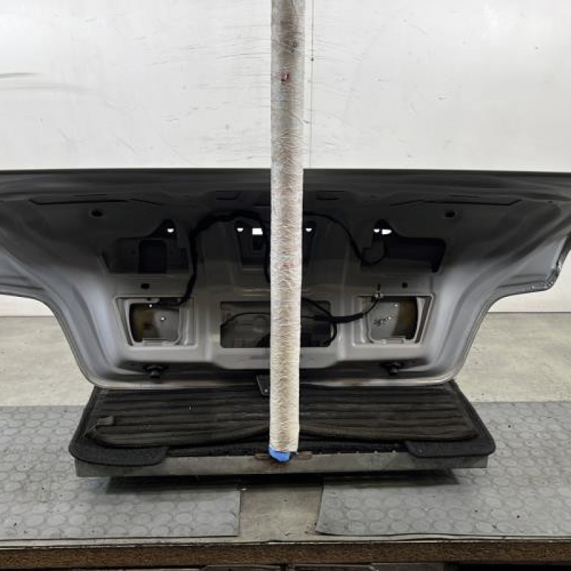 Malle/Hayon arriere BMW SERIE 1 E88 Photo n°11