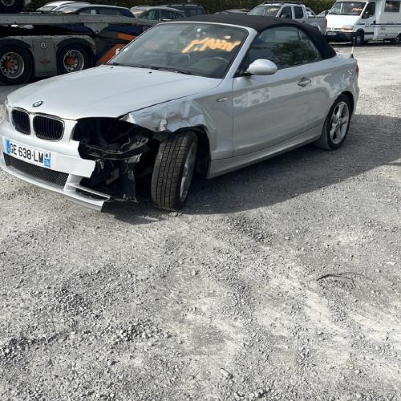 Malle/Hayon arriere BMW SERIE 1 E88 Photo n°12