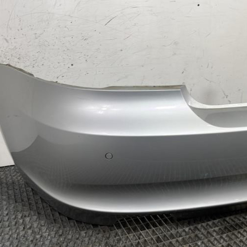 Pare choc arriere BMW SERIE 1 E88 Photo n°2