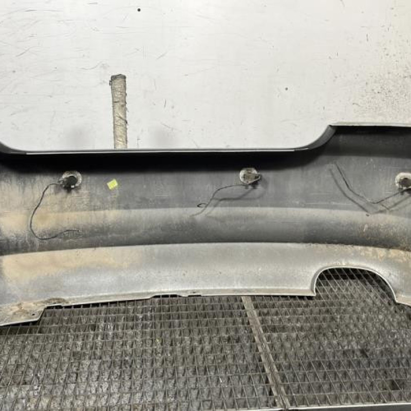Pare choc arriere BMW SERIE 1 E88 Photo n°5